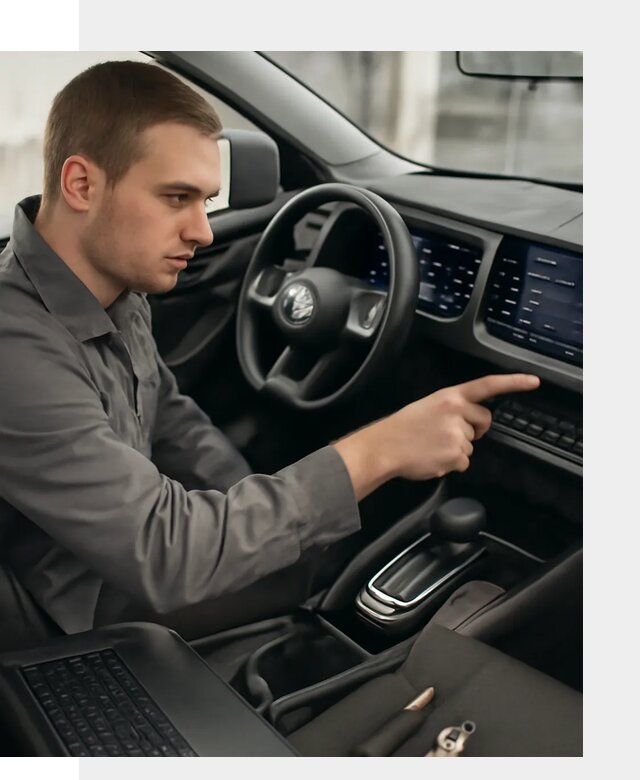 Русификация автомобиля Nissan N7 под ключ в Феодосии официально